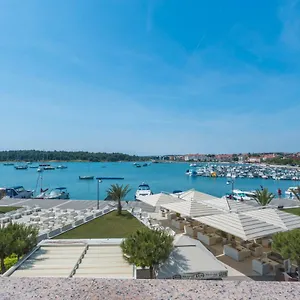 Riva Apartment
