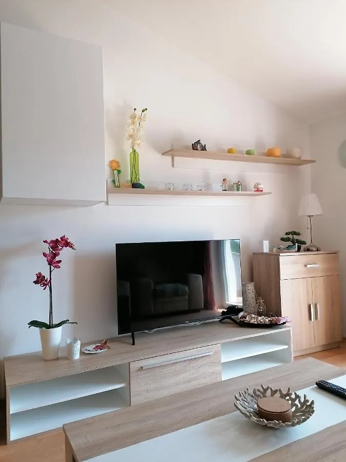 Apartment Pasa ميدولين