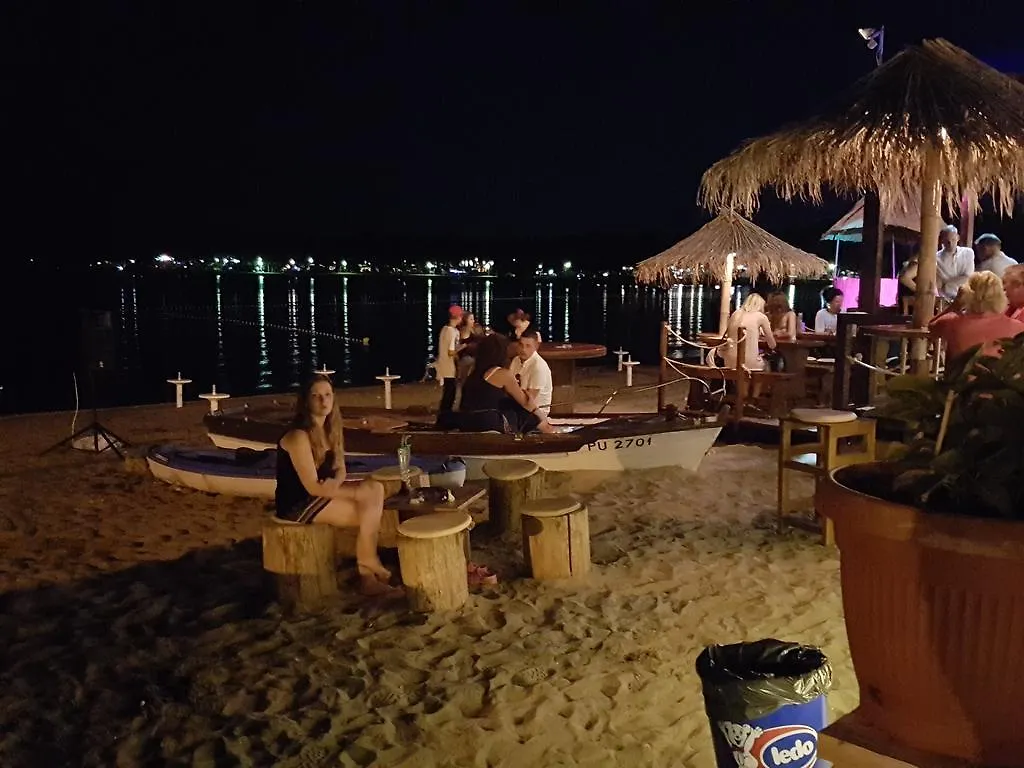 Apartment Pasa ميدولين
